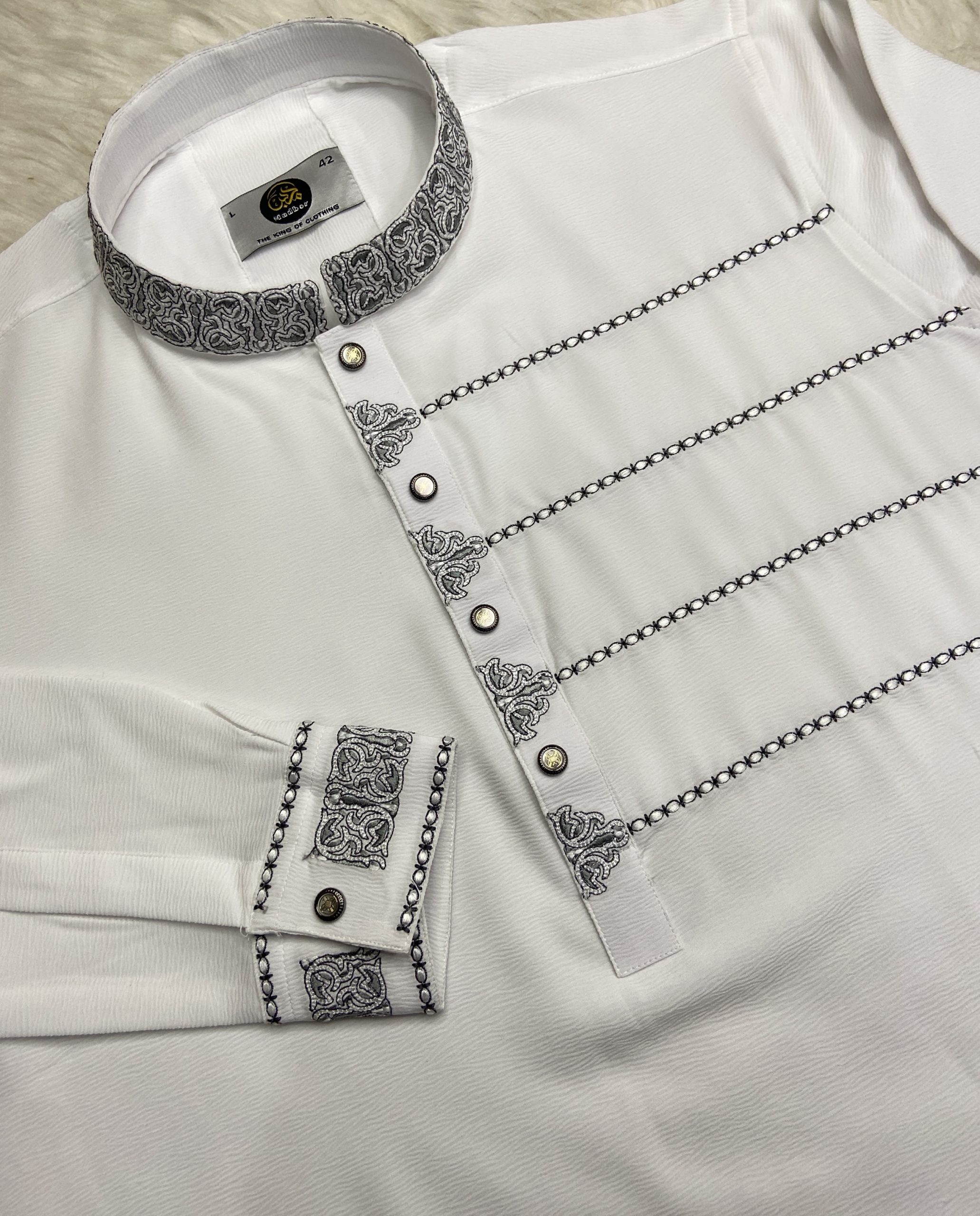 সাদা লাক্সারি জাফরান পাঞ্জাবি - কোড: ML-400